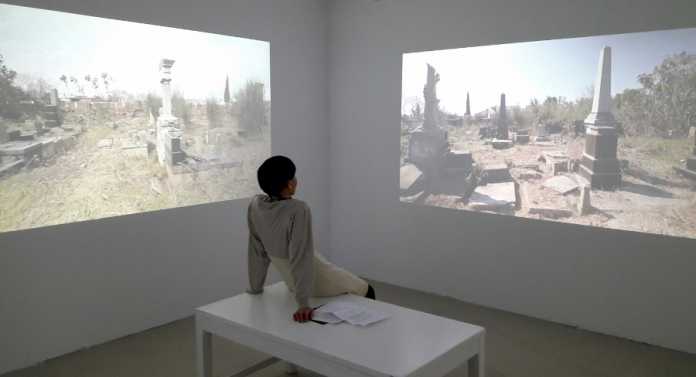 E.Renner_Installation_Galerie-Mitte_Bremen_2-900x488.jpg